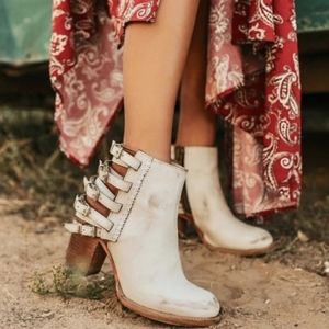 RARE FreeBird Hermosa Ice Ankle Booties size 7